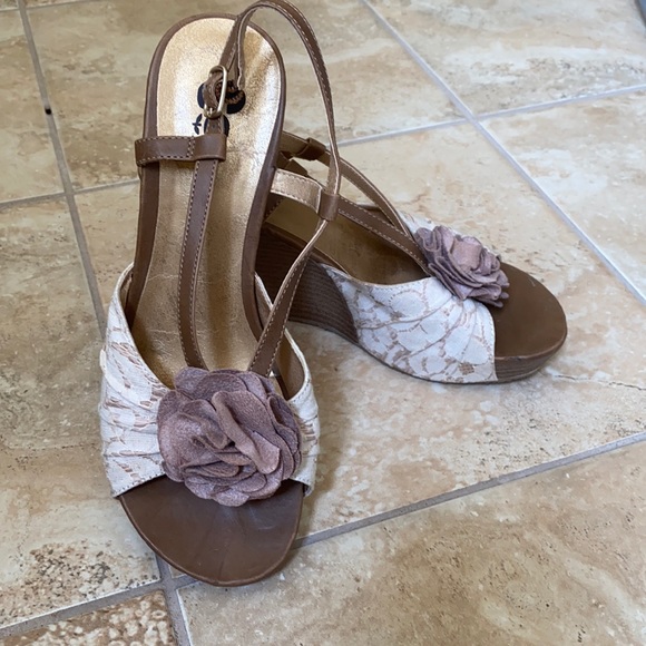 SO Shoes - 🌟BOGO🌟 SO wedges